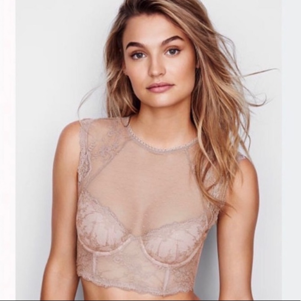 New Victoria’s Secret Dream Angle Lace High Neck Bra